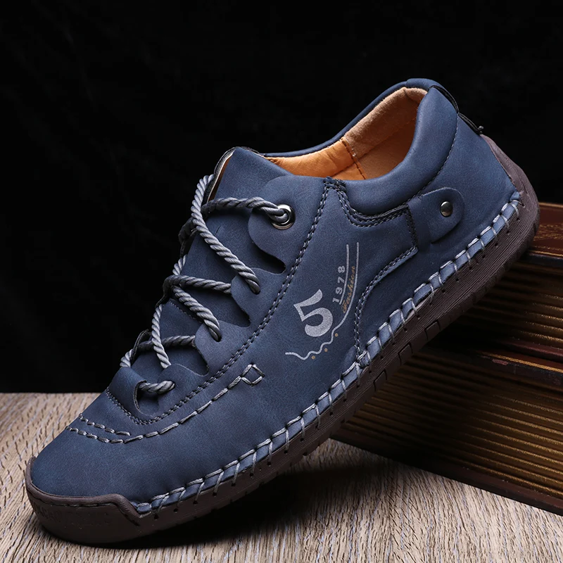 Nuevos zapatos informales de cuero para hombre, cómodos para exteriores, de alta calidad, a la moda, suaves, clásicos, antideslizantes, planos, mocasines, tendencia