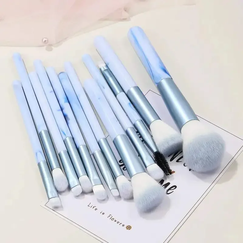 Set de 12 Brochas de Maquillaje Azules para Base, Corrector, Rubor, Polvo, Sombra de Ojos, Kabuki, Brochas Suaves y Esponjosas para Maquillaje Femenino