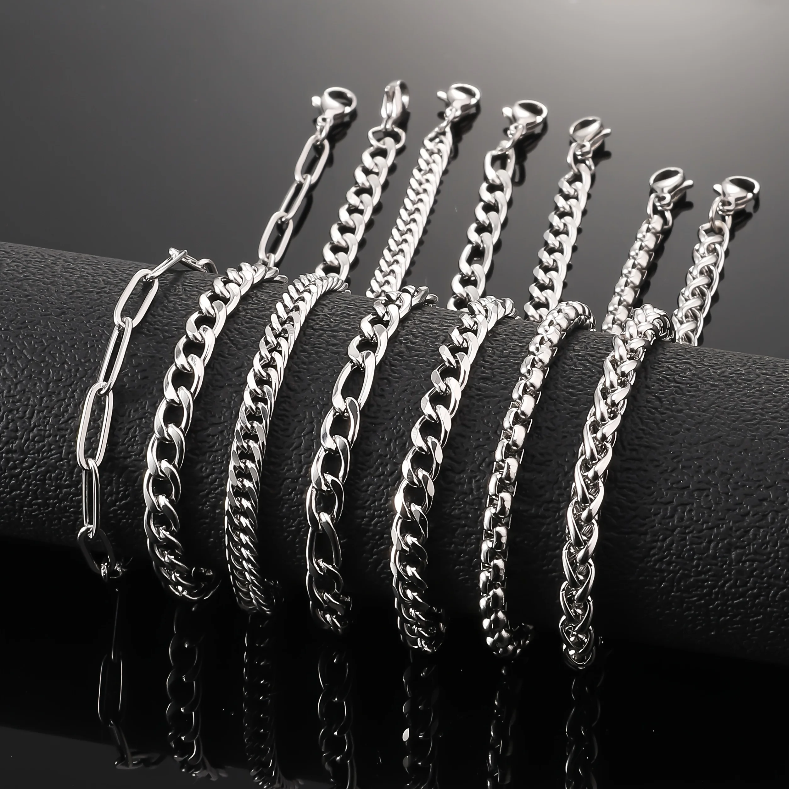 Juego de 7 Pulseras de Acero Inoxidable, Longitud 8.27 Pulgadas (cm), Adecuadas para el Uso Diario Masculino, Regalo de Cumpleaños