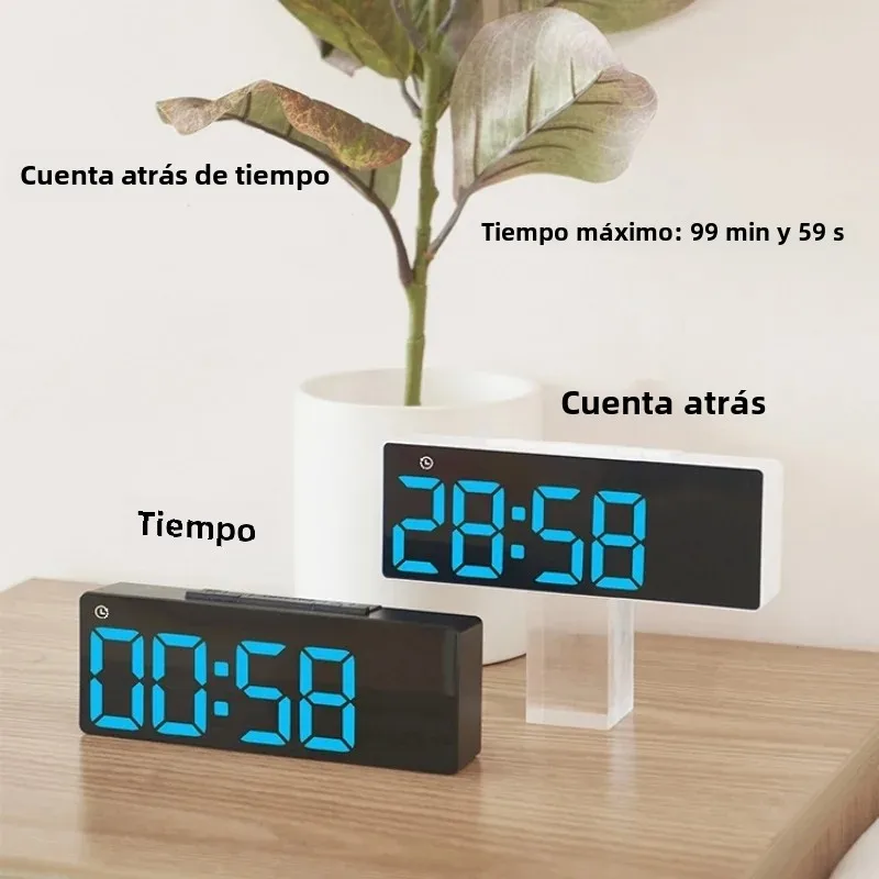 Reloj despertador Digital alimentado por USB, reloj de mesa con repetición de cuenta atrás y sincronización de alarma Dual, fecha y semana, regulable automático, reloj LED DST de 12/24H