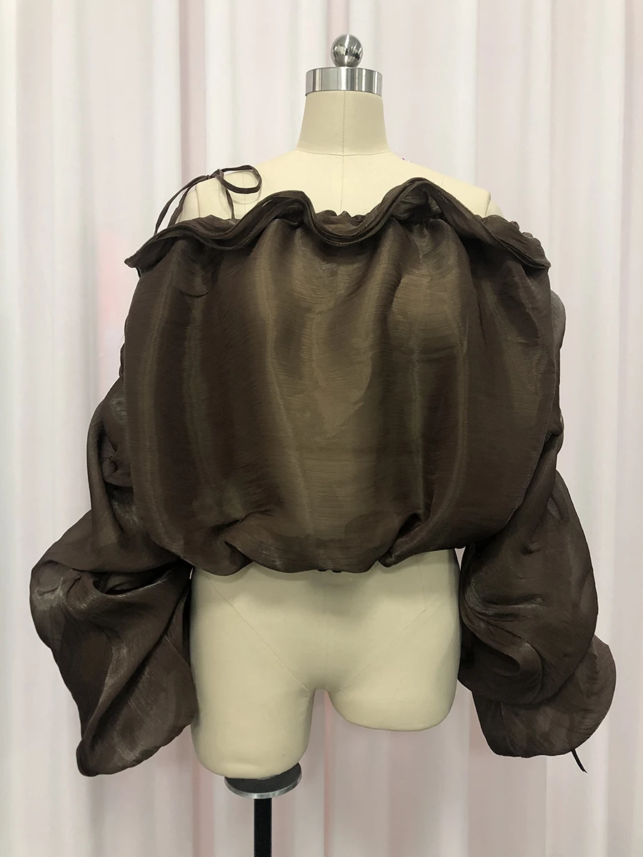Camisas con Pliegues y Recortes TWOTWINSTYLE para Mujer, Cuello Redondo, Manga Larga, Holgadas, Sólidas, Casuales, Blusa Tipo Pullover, Ropa de Moda Femenina, Nueva