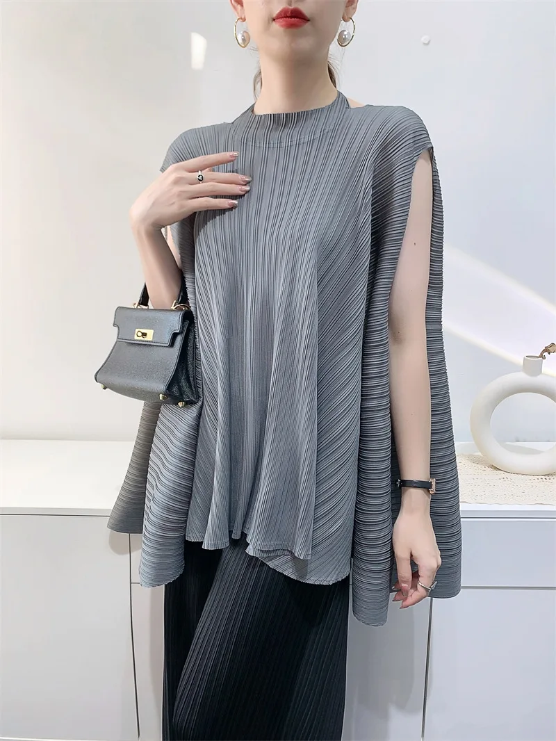 Miyake-Camiseta plisada de talla grande para mujer, Tops con diseño de nicho, camiseta holgada de manga corta plisada de gama alta para verano 2025