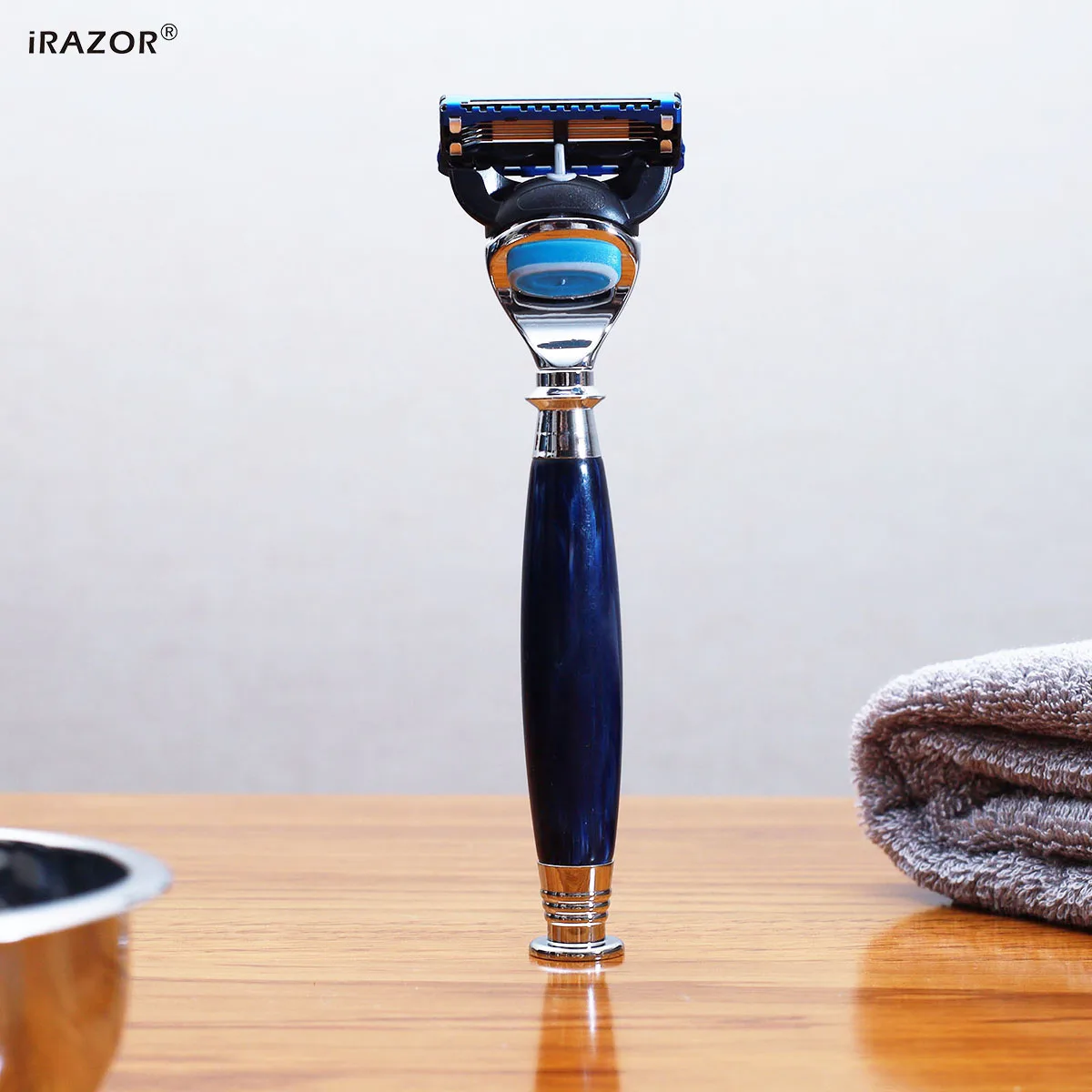 Maquinilla de afeitar iRAZOR con cartucho de 5 cuchillas para hombres - Afeitadora profesional reutilizable, herramienta para el cuidado suave de la cara y la cabeza