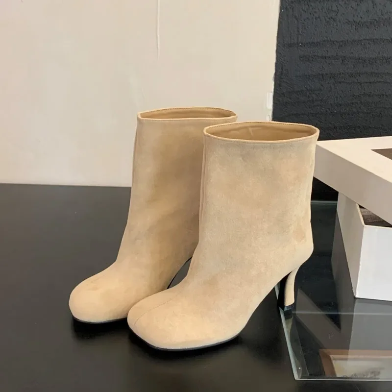 Eilyken Street Style-Botines plisados con punta redonda para Mujer, zapatos de tacón fino, Botas cortas Chelsea concisas para invierno