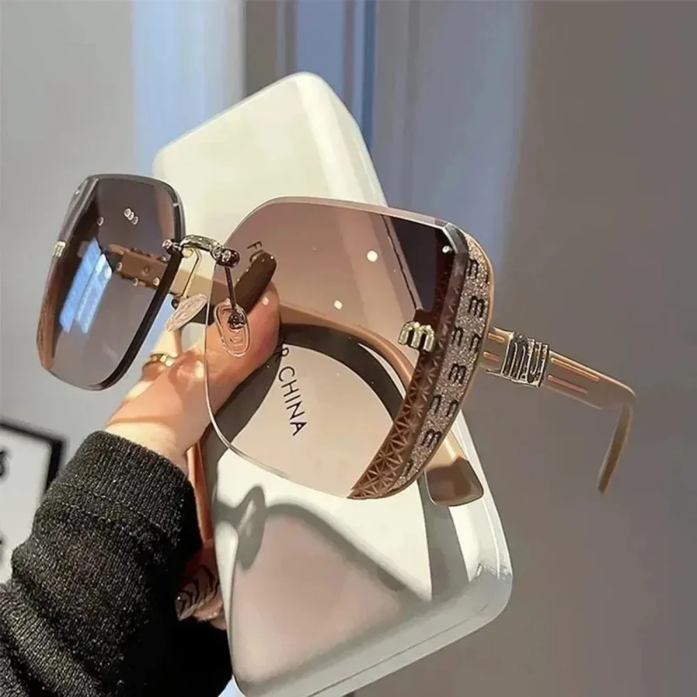 Gafas de Sol Cuadradas de Lujo Ligero con Letra M, de Moda, Talla Grande, para Mujer, para Viajes al Aire Libre, Gafas de Sol para Hombre, para Fiestas Urbanas, Lentes Modernas
