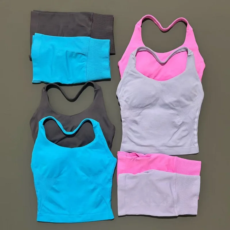 Conjunto de 2 piezas de pantalones cortos de yoga para mujer, top halter sin espalda, pantalones cortos sin costuras de cintura alta, traje de gimnasio, ropa deportiva, conjuntos de entrenamiento