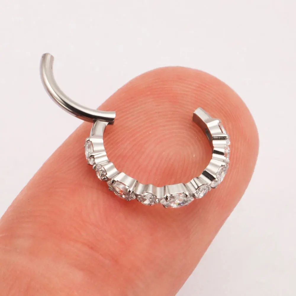 ZOOR Anillo Clicker de Titanio ASTM F136 con Circonita Cúbica Redonda Marquise, 16G, Aro Segmentado con Bisagra, Joyería para Piercing de Cartílago y Hélice