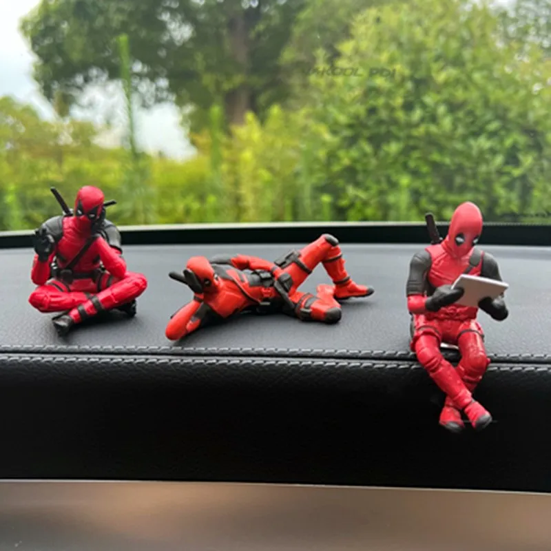 Figura de acción de Deadpool de Anime, decoración Interior de coche, juguetes, modelo sentado x-men, Mini figura colgante, accesorios de coche, regalo para niños
