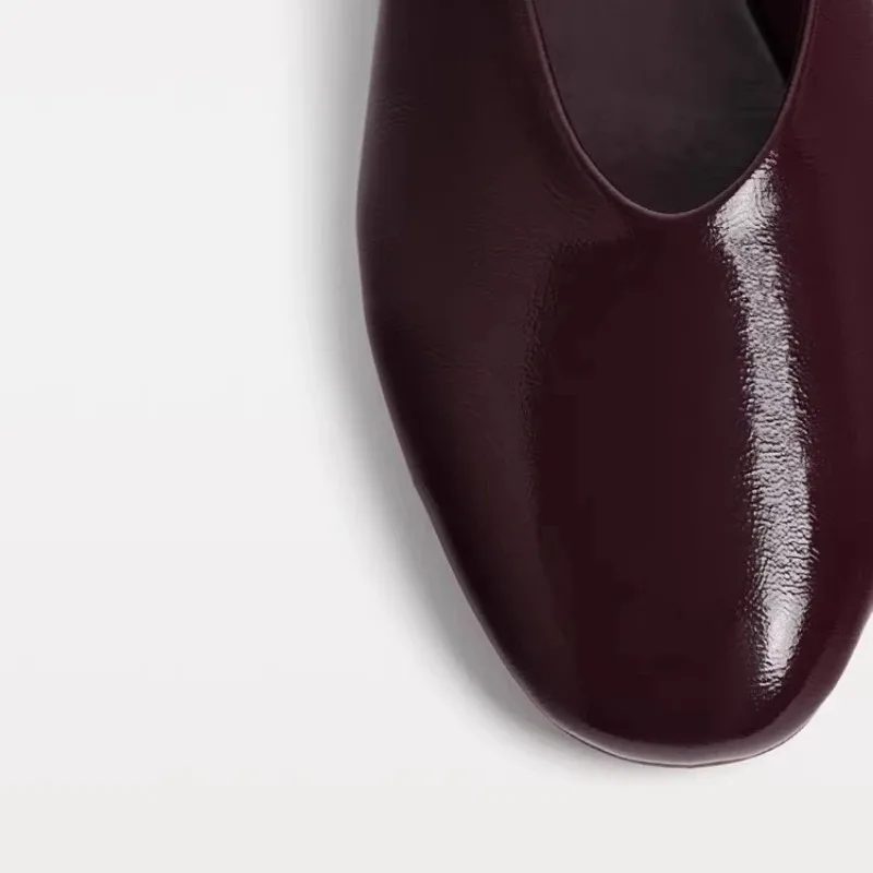 Zapatos planos de cuero PU para mujer, zapatos Mary Jane elegantes con correa y hebilla roja, mocasines informales poco profundos para primavera y otoño