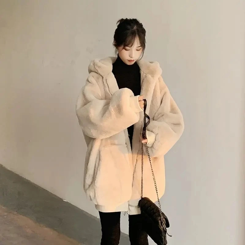 Abrigo coreano holgado de felpa gruesa para mujer, abrigo de invierno de imitación de piel de conejo, chaqueta cálida con cremallera, parka con capucha, abrigo.