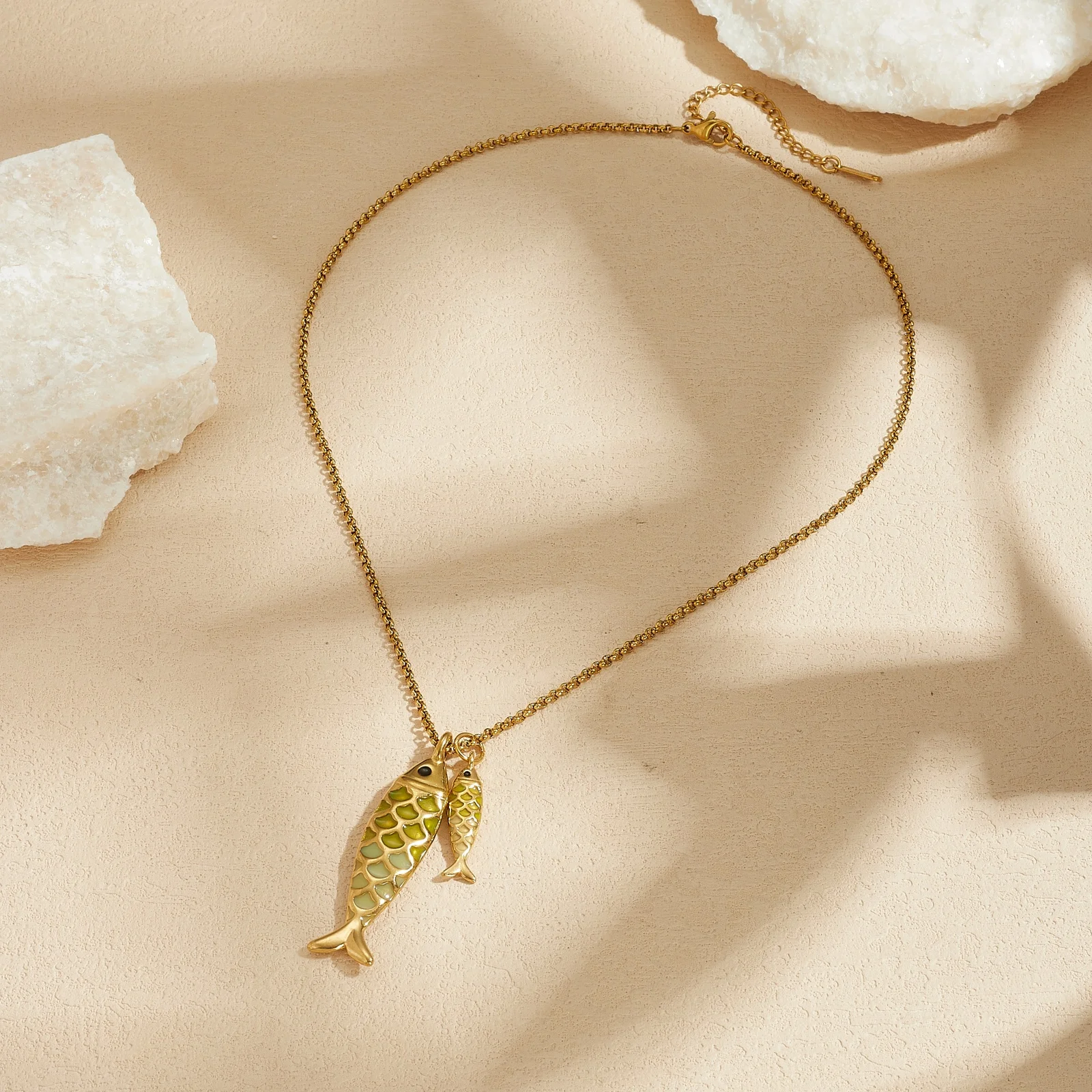 Collar con Colgante de Pez Creativo de Acero Inoxidable, Esmalte Colorido de Moda, Joyería Impermeable para Uso Diario, Regalo para Mujer