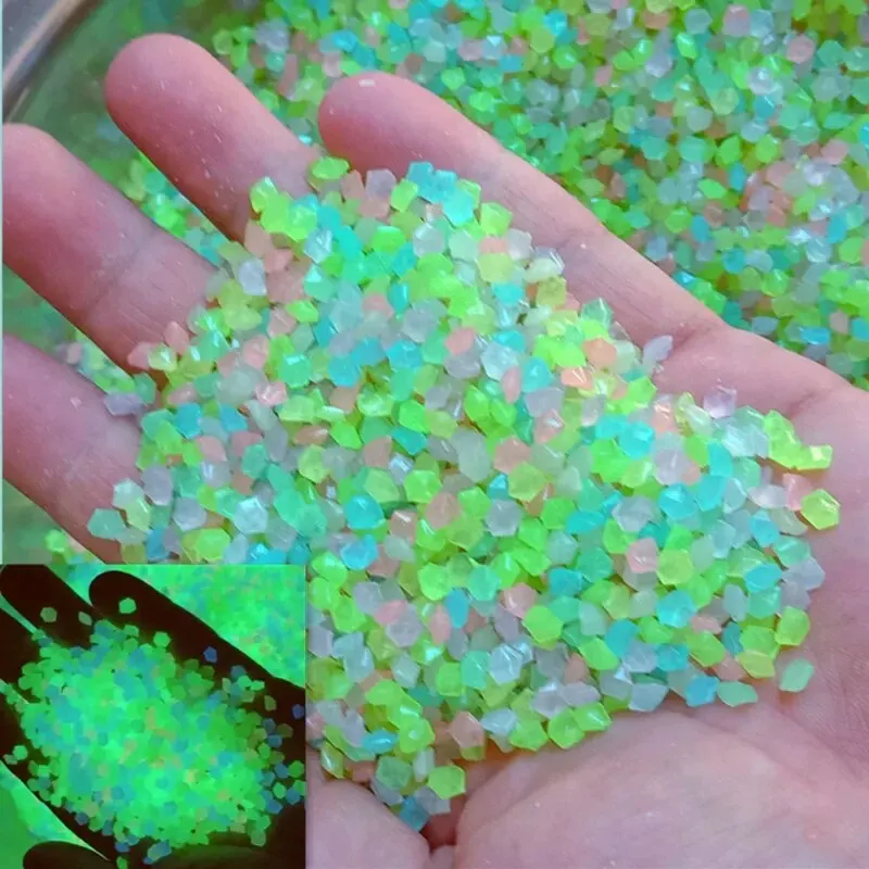 1000 Uds. De arena luminosa de 3-5mm que brilla en la oscuridad, guijarros de piedra para el hogar, jardín, patio, camino al aire libre, decoraciones para césped, pecera, decoración de acuario