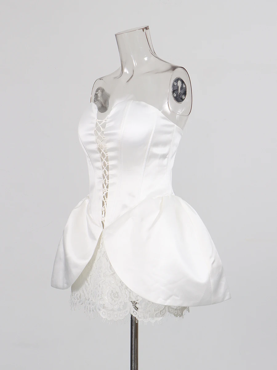 Vestidos Sólidos con Aberturas TWOTWINSTYLE para Mujer, sin Tirantes, sin Mangas, Cintura Alta, con Parches de Encaje, Mini Vestido Sexy, Moda Femenina