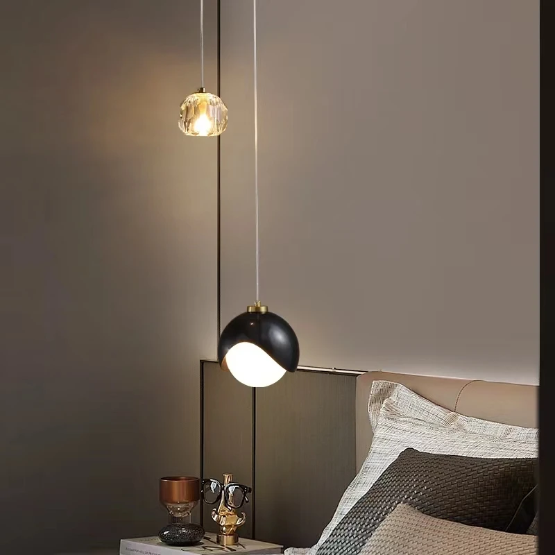 Lámpara colgante de cristal Simple y moderna, lámpara colgante de lujo para dormitorio, mesita de noche, estilo nórdico minimalista, línea larga, decoración del hogar para sala de estar