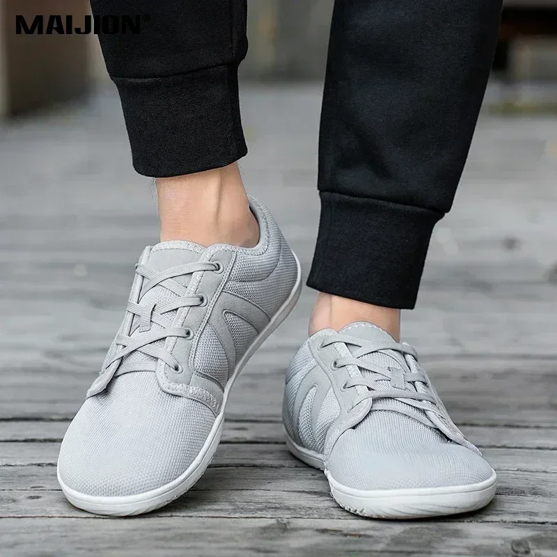 Zapatillas de deporte minimalistas descalzas para hombre, suela caída cero de ajuste ancho, relajación óptima, entrenador cruzado para hombre, zapatos descalzos con punta ancha