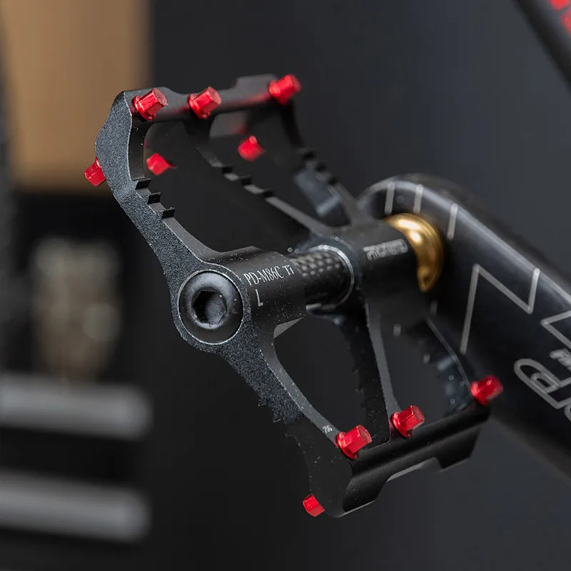 Eje de titanio ultraligero para bicicleta de montaña, CNC, aleación de aluminio, tubo de carbono, 3 rodamientos, plano, ancho, antideslizante, bicicleta de carretera