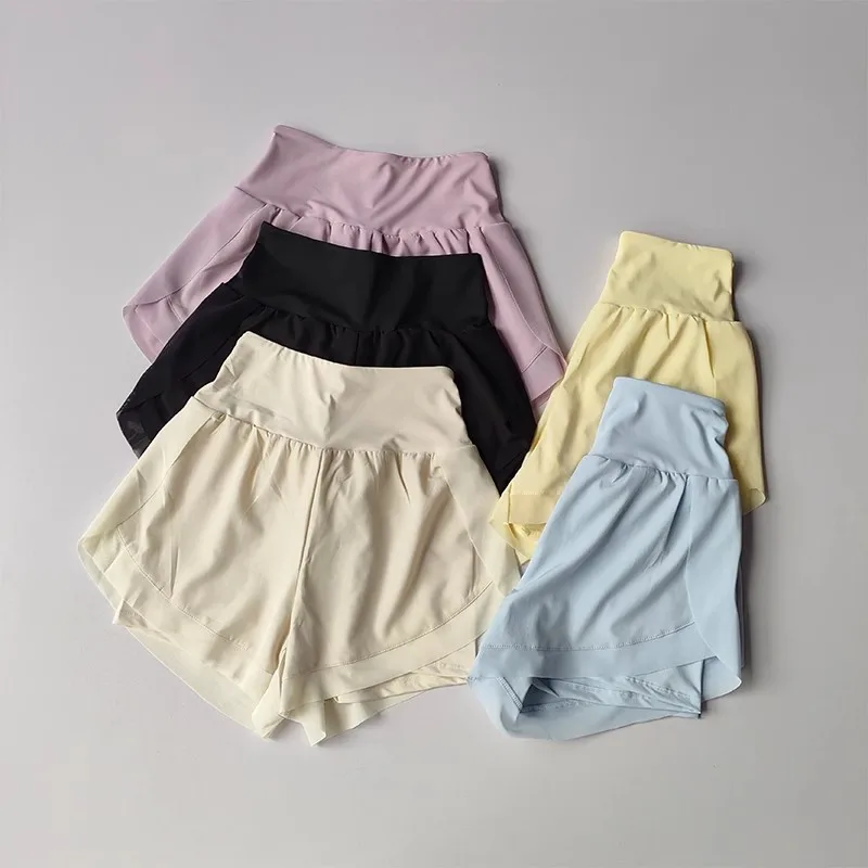Pantalones cortos deportivos de yoga para mujer, pantalones cortos casuales transpirables de dos piezas falsos de malla suelta antideslumbrantes para correr para fitness