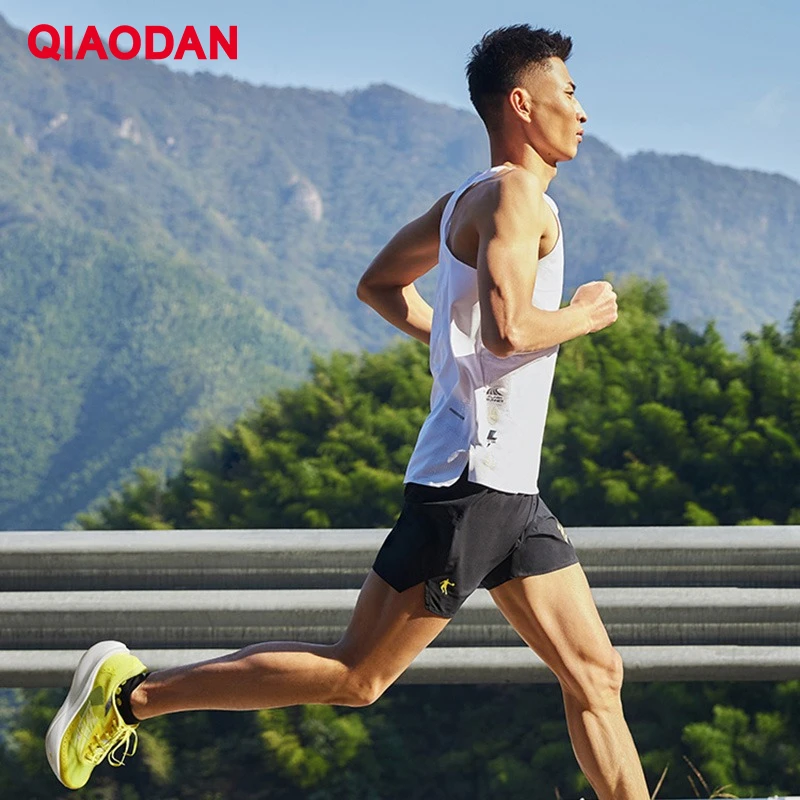 Chaleco Deportivo QIAODAN Feiying PB para Hombre, Verano 2025, Sin Mangas, Transpirable, Ligero, de Secado Rápido, para Entrenamiento de Maratón, BVS23231232
