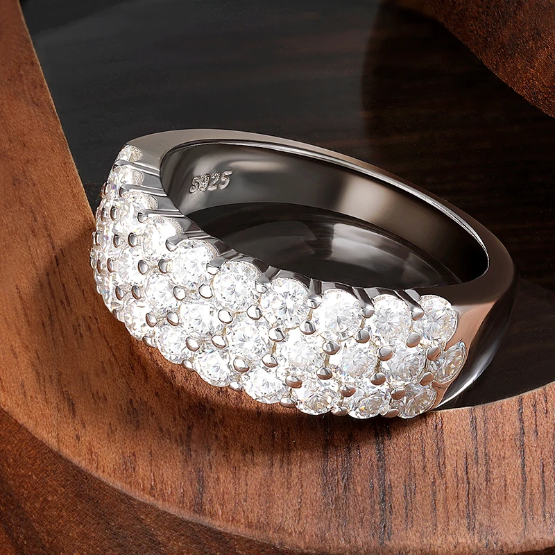 KNOBSPIN D VVS1 Anillos de moissanita para mujer, sólida plata 925 chapada en oro blanco de 18 quilates, banda de aniversario de media eternidad de 3 filas