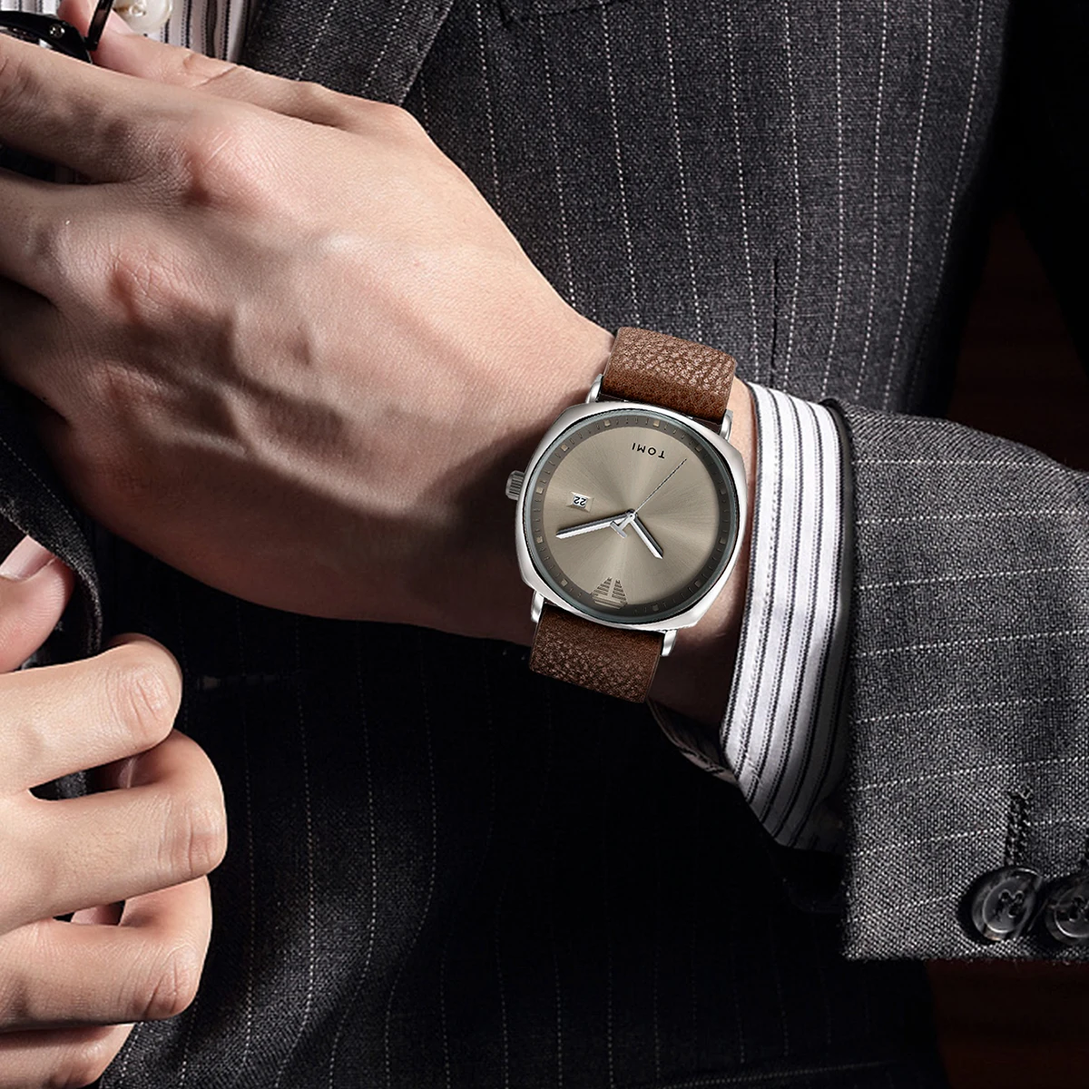 TOMI Reloj para hombre Reloj deportivo de moda minimalista Calendario Reloj de cuarzo informal de cuero