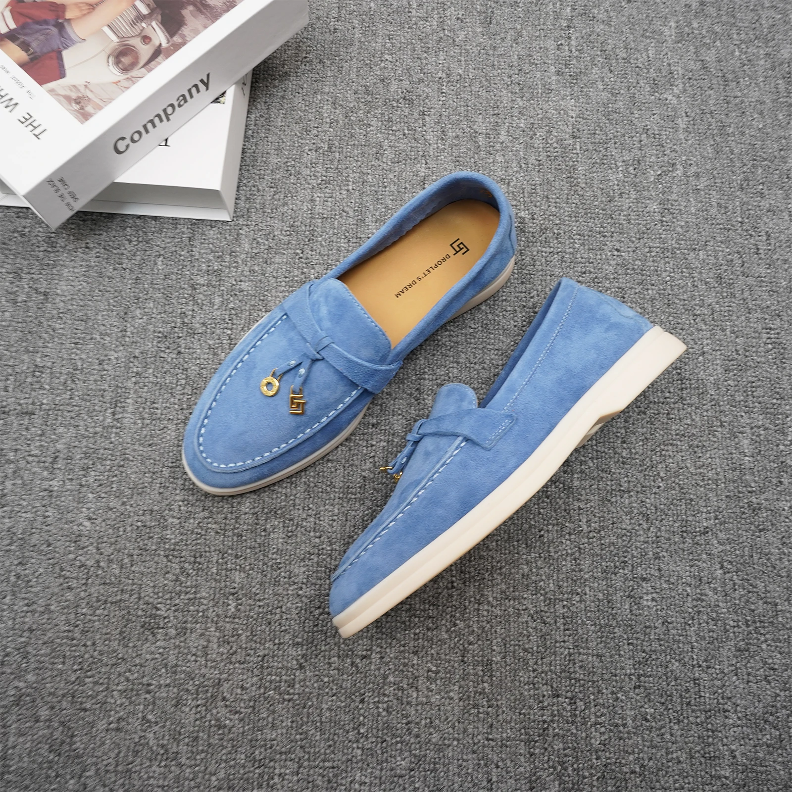 Nuevos Zapatos Casuales de Lujo para Mujer con Punta Redonda, Superficie de Cachemira, Antideslizantes, para Conducir, Color Sólido, Decoración Metálica, Mocasines
