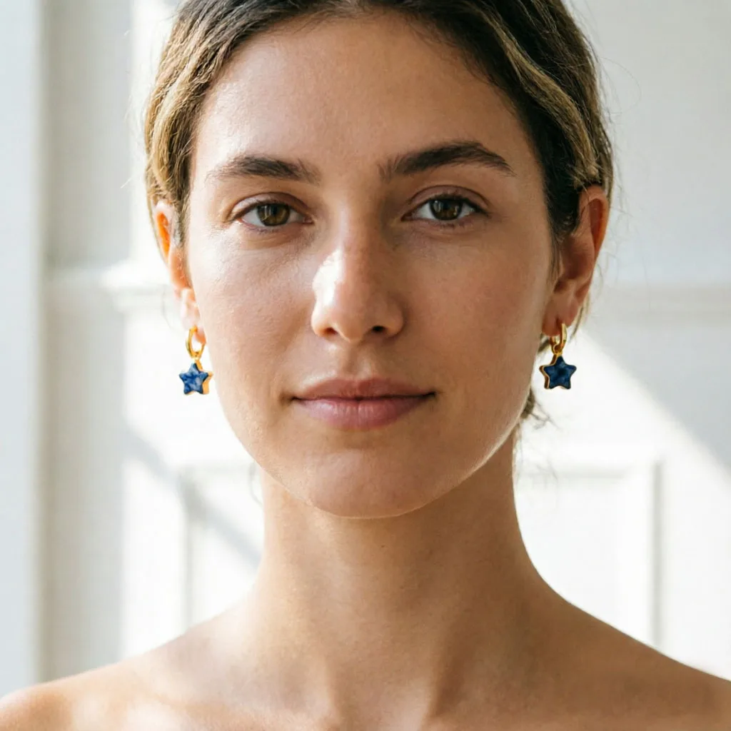 Pendientes Huggie de Acero Inoxidable Novedad 2026 para Mujer – Pequeños Pendientes de Aro con Estrella de Piedra Azul, Joyería de Moda Hipoalergénica
