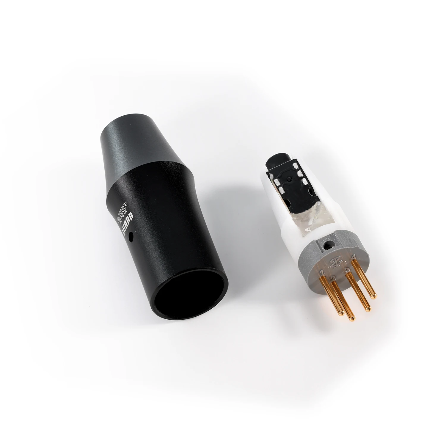 Adaptador balanceado DD ddHiFi XLR44B(2022) XLR de 4 pines a 4,4 mm, adapta a dispositivos de escritorio tradicionales XLR a dispositivos de audio de 4,4 mm