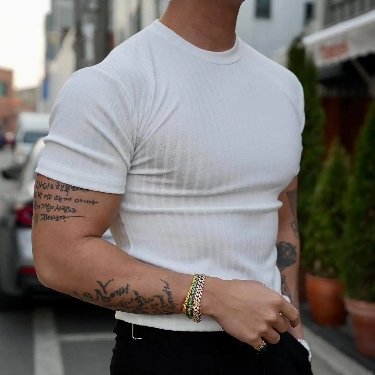 Camiseta ajustada de manga corta para hombre, camiseta atlética informal de manga corta, entrenamiento físico, holgada de secado rápido, ropa deportiva para hombre