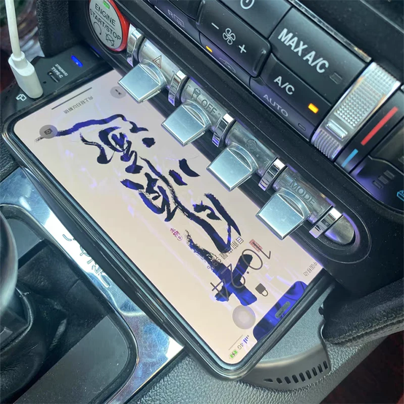 Cargador de teléfono para coche Ford Mustang 2015 2016 2017 2018 2019 2020 2021, 15w, cargador inalámbrico para coche, base de carga, soporte de carga