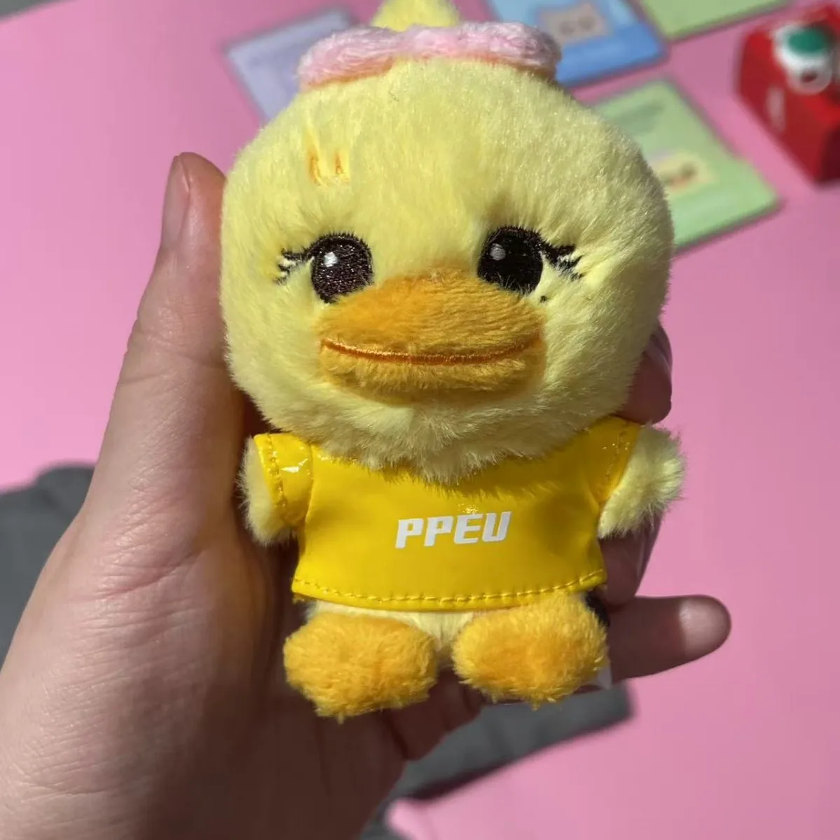 Llavero de peluche de ídolo Kpop, bonito colgante de dibujos animados Kawaii para mochila, regalo para fans, accesorios de cumpleaños para mujeres y niñas