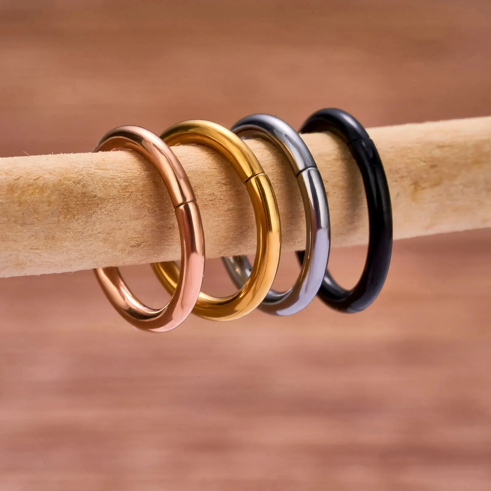 10 Uds. Anillos para la nariz G23, anillo de titanio para la nariz para mujeres y hombres, joyería para Piercing, aro para la oreja, Clips para el cuerpo de colores mezclados con bisagras
