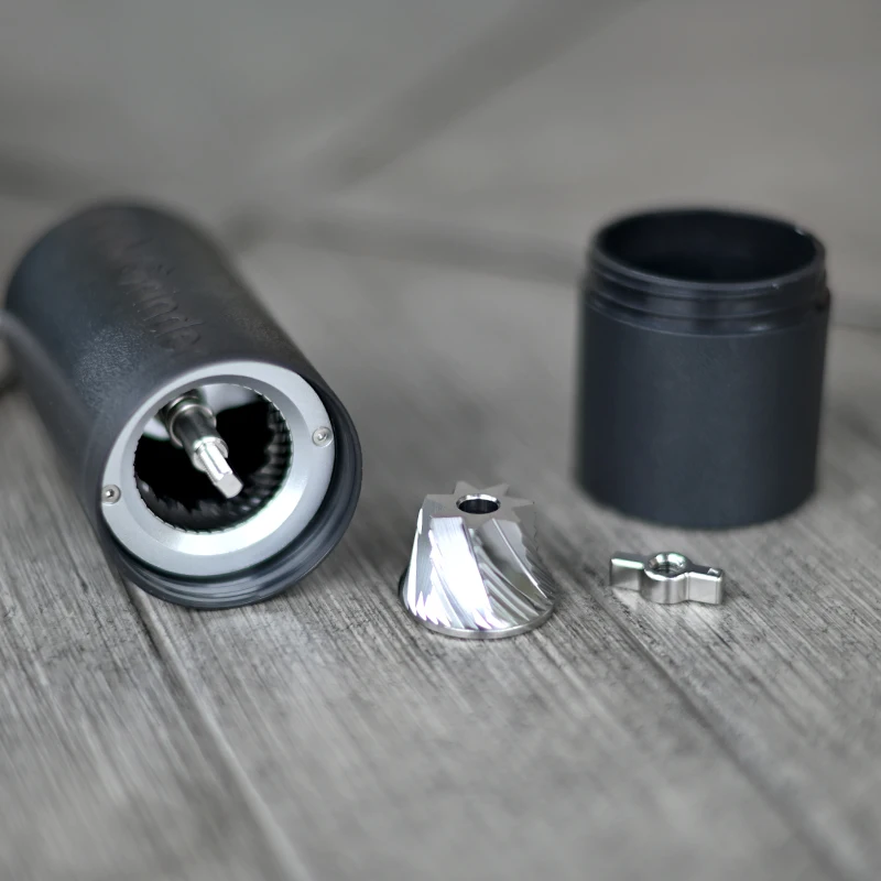 KINGrinder P0/P2 molinillo de café Manual ligero para goteo de olla Moka con consistencia de montaje rebaba de acero inoxidable