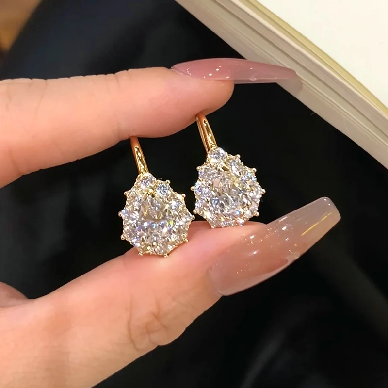 Pendientes de aro de moissanita con corte de pera de 6x8 mm brillantes Lnngy para mujer, pendientes en forma de U rellenos de oro de 14 quilates, regalo de joyería de tendencia 2026