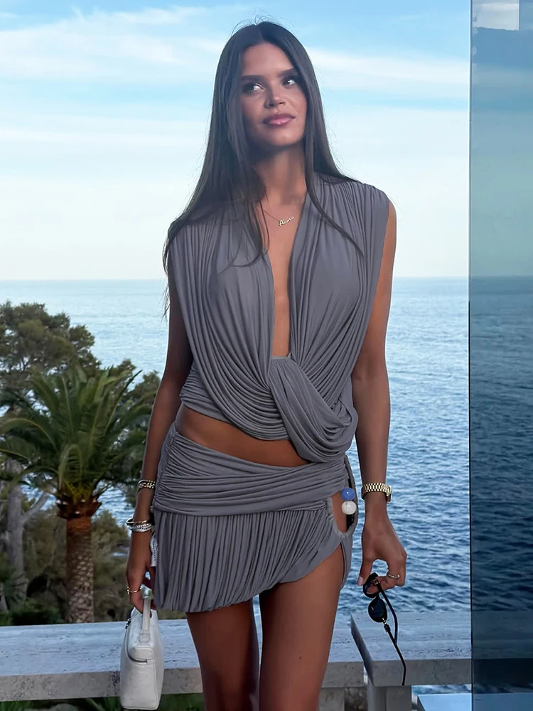 Conjunto de 2 piezas de moda sexy para mujer: Top corto fruncido con cuello columpio y espalda descubierta + Minifalda con decoración de cuentas, Atuendos elegantes