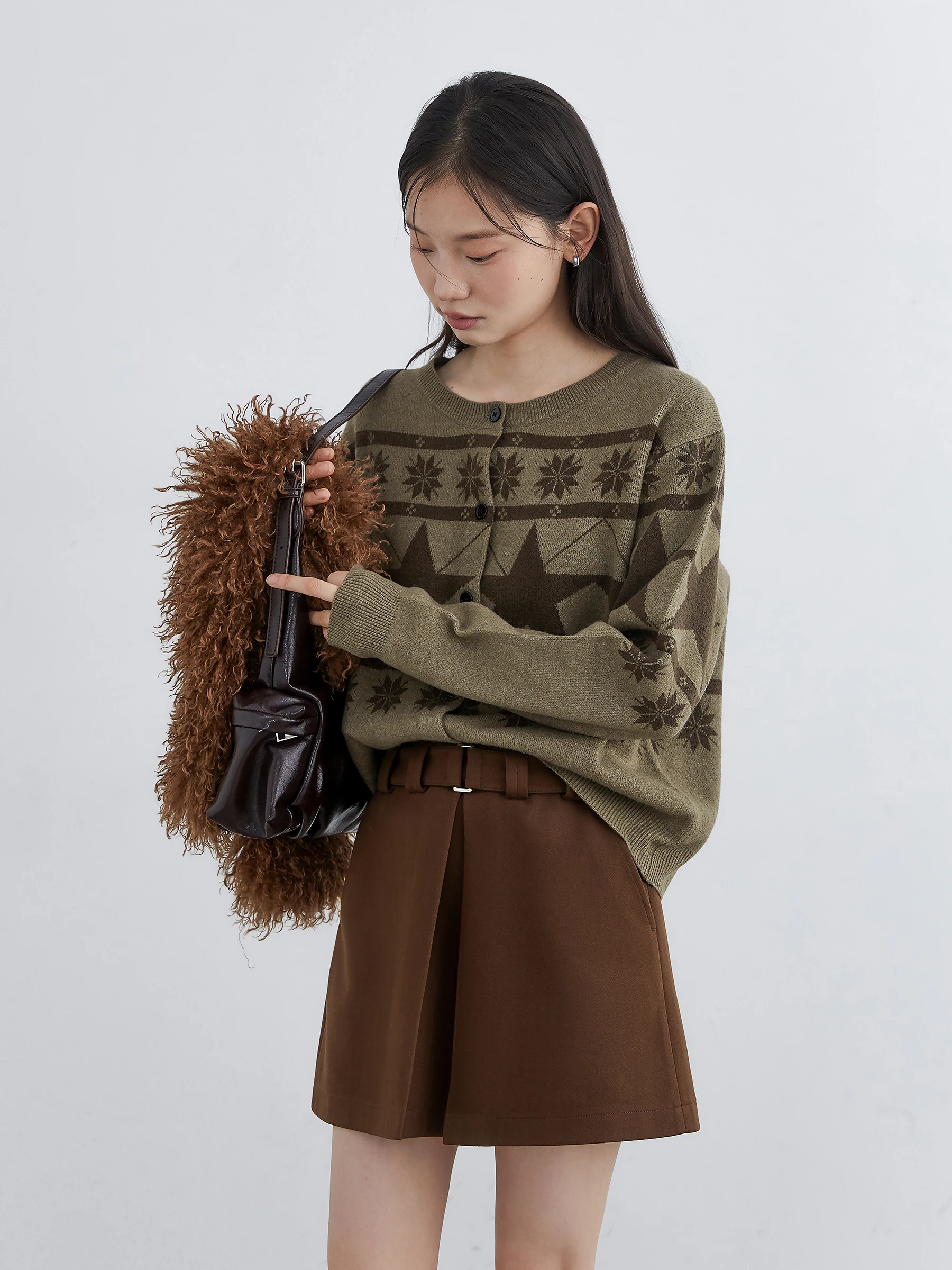 CHIC VEN moda mujer faldas sólido nuevo de cintura alta A-line Slim señoras media falda cadera abrazando Otoño Invierno 2025
