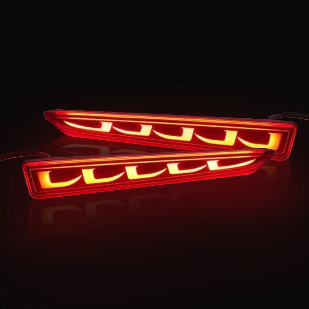 Luz de parachoques trasero de coche para Toyota Raize 2019 2020 2021 2022 señal de giro dinámica LED lámpara de advertencia de freno Reflector 12V Accesorios
