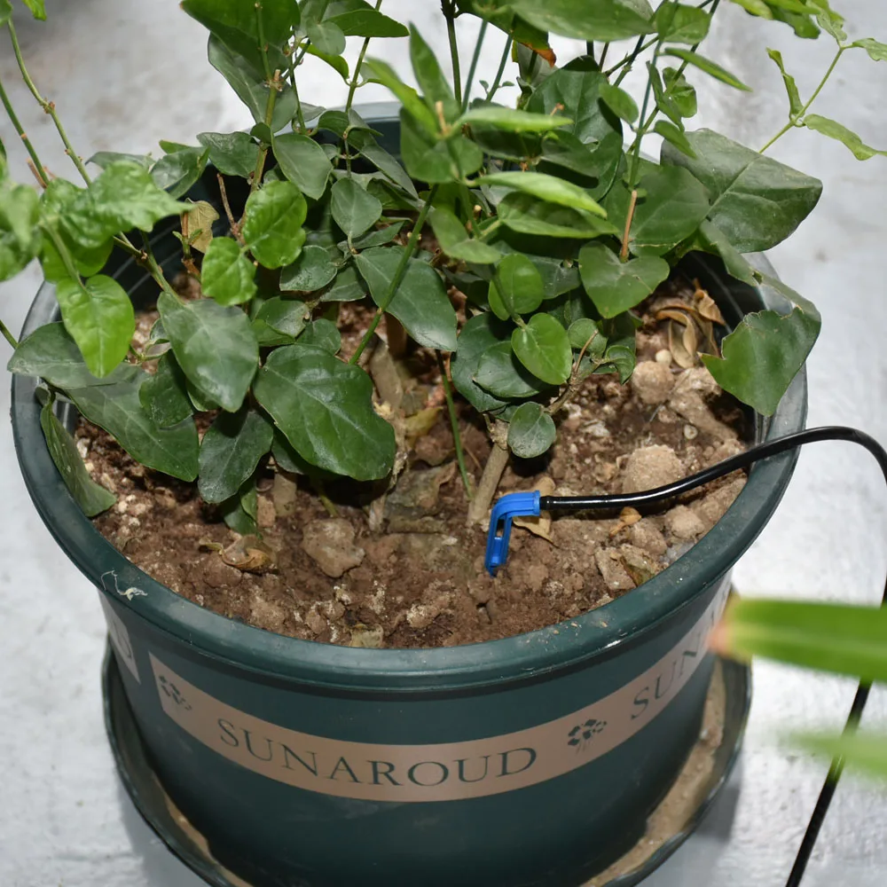 Microgoteo de 2L, 4L, 8L, microirrigación, conector cuentagotas de flecha de 1/2/4 vías, divisor de agua cruzado, emisor, sistema de riego de flecha por goteo