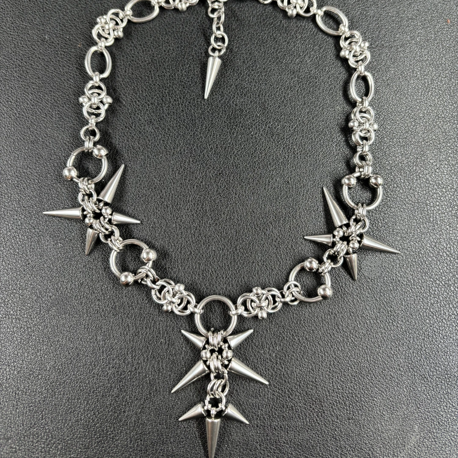 Cadena con colgante de remache Punk Grunge Rock, collar geométrico hecho a mano a la moda, joyería gótica, accesorios de Hip Hop