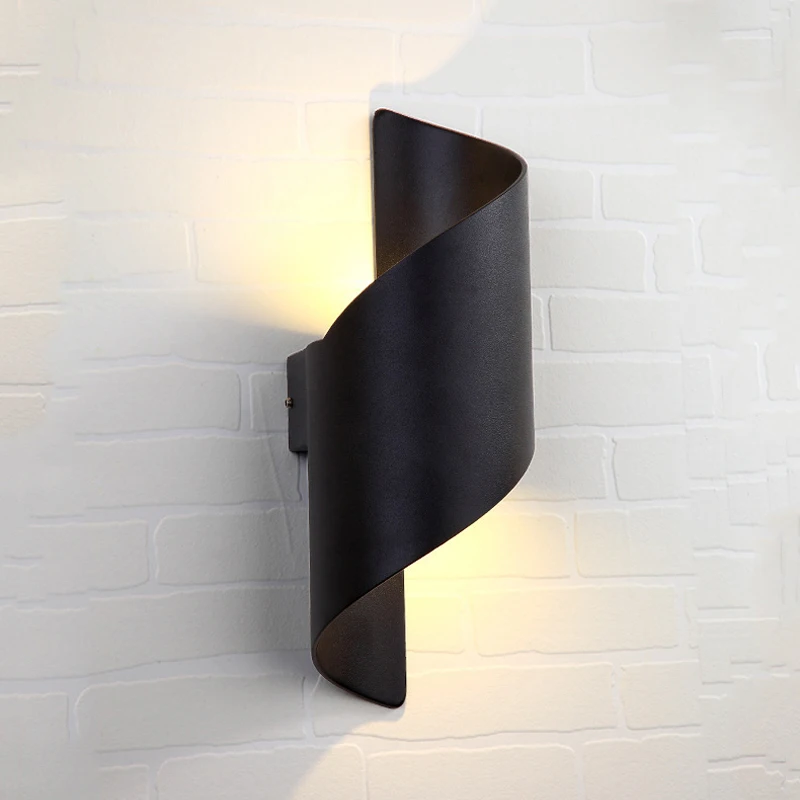 Lámpara de pared LED moderna impermeable IP65 arriba abajo 10W iluminación exterior hogar Hotel tienda pasillo porche aplique lámparas de pared AC 220V 110V