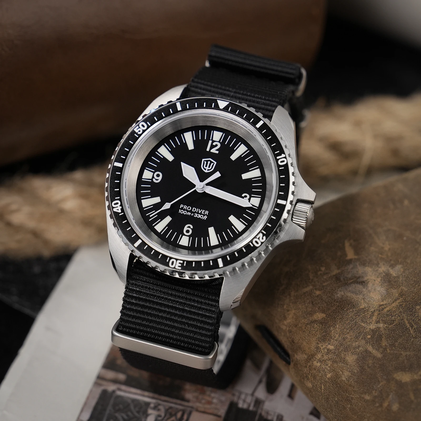 Watchdives WD1980 V3 reloj de lujo VH31 barrido segundos movimiento de cuarzo revestimiento AR cristal de zafiro 10Bar relojes impermeables para hombres