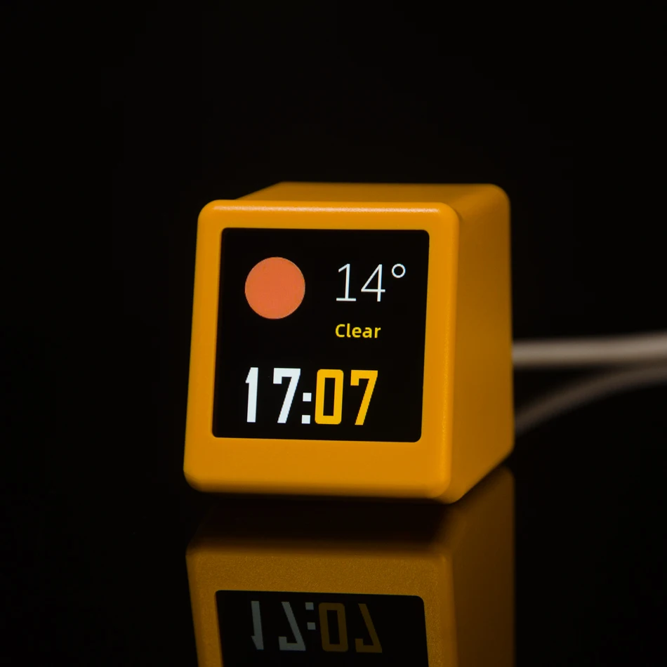 Reloj Inteligente GeekMagic Smalltv-Ultra para Escritorio o Mesita de Noche, con WiFi, Pronóstico del Tiempo, Álbum de Fotos y Animaciones GIF