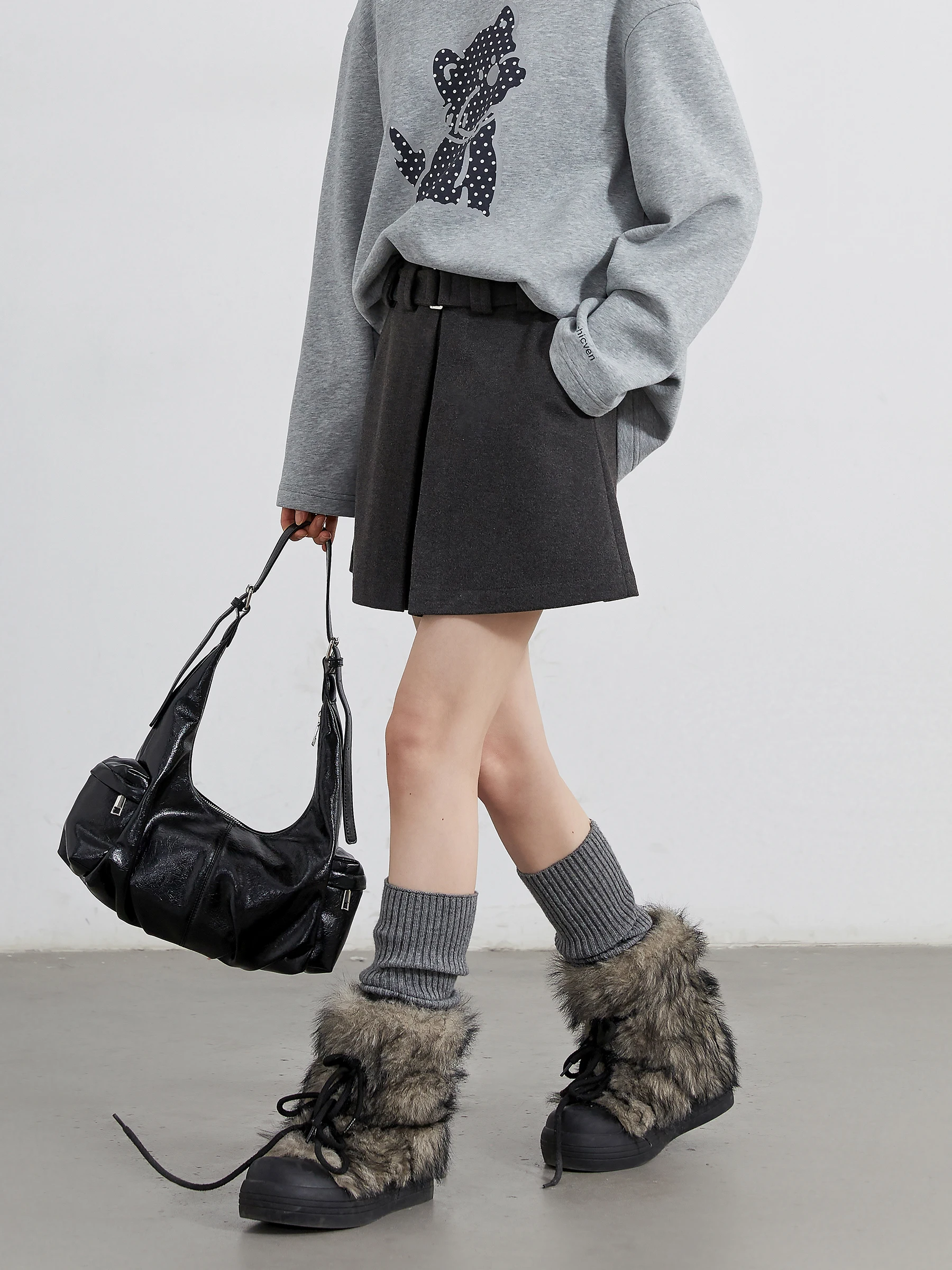 CHIC VEN moda mujer faldas sólido nuevo de cintura alta A-line Slim señoras media falda cadera abrazando Otoño Invierno 2025
