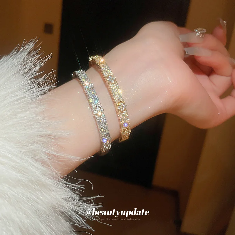 Brazalete de moda chapado en oro y plata adornado con circonita cúbica brillante de lujo para mujer, joyería de uso diario para fiesta y boda