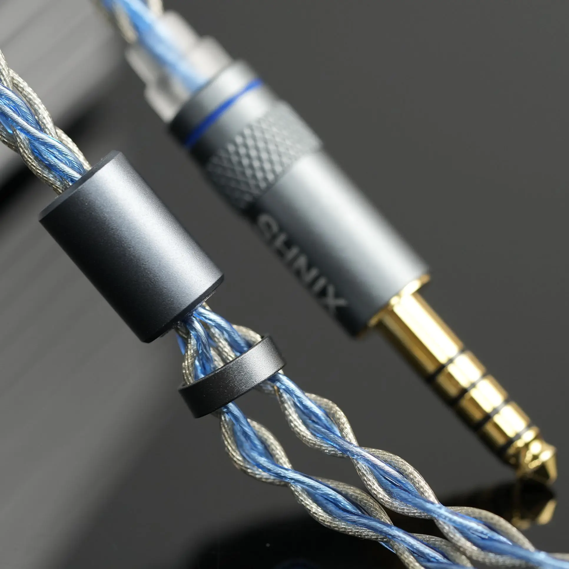 XINHS Cable de lámina de plata mixta de cobre de cristal único de 8 núcleos, Cable de actualización de auriculares QDC de 2 pines, adecuado para Sanreya, QDC Original