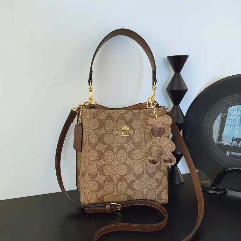 Estilo moderno, bolso elegante y lujoso en forma de cubo, versátil y adecuado para todas las ocasiones, single-shou