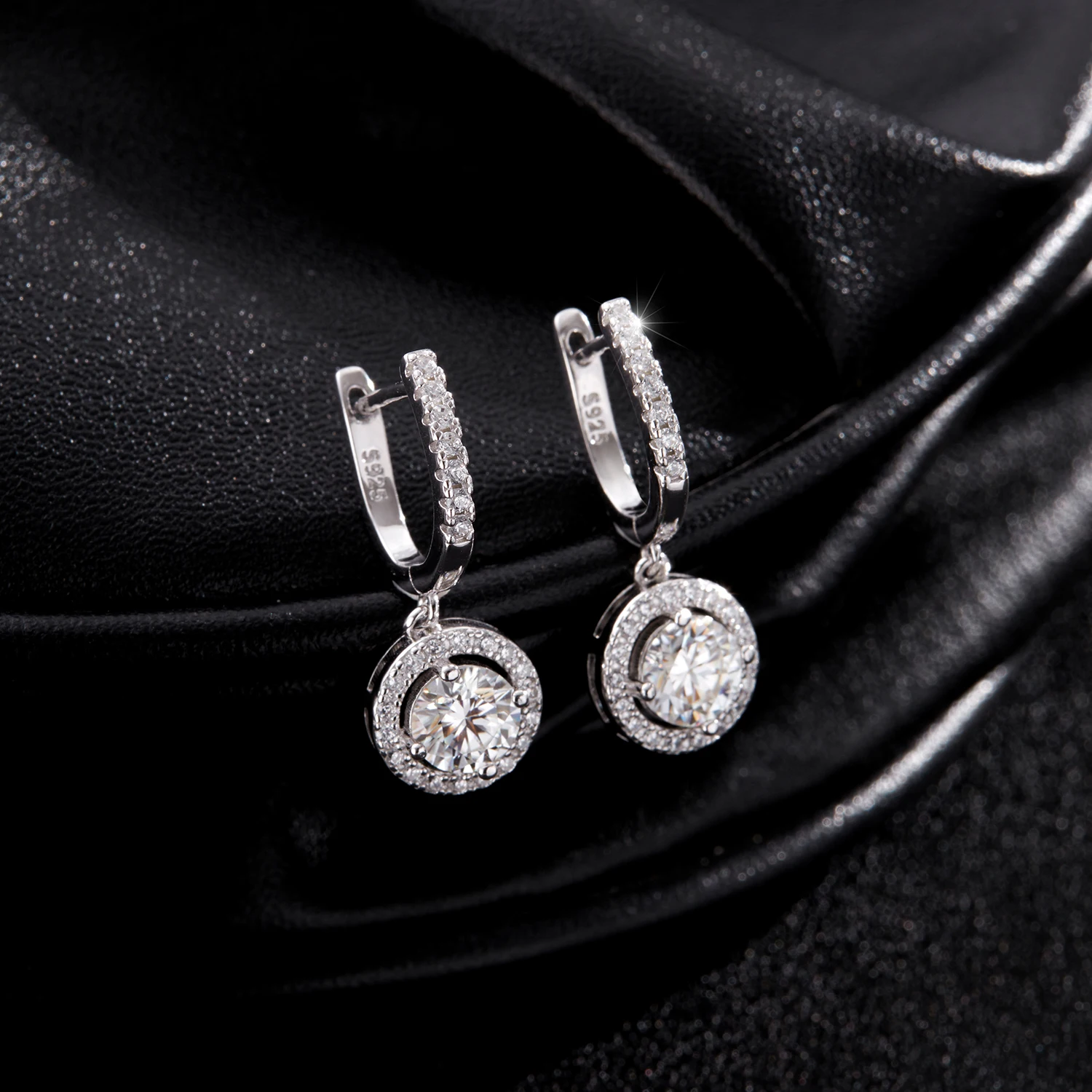 Pendientes colgantes de moissanita de Color MODIAN D, pendientes colgantes de Halo de Plata de Ley 925 para mujer, regalo de joyería fina de compromiso de boda