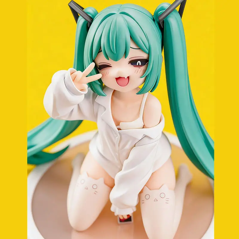 Figura de Anime Hatsune Miku, Modelo GK, Chica Hermosa con Pijama Blanco, Estatua Coleccionable, Adorno de Escritorio para Adultos, Colección de Anime