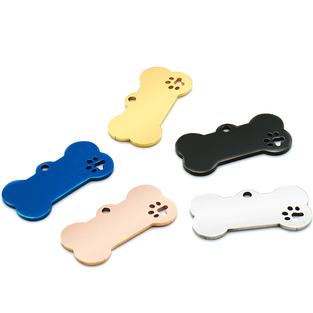 Venta al por mayor de 20 unidades de etiquetas de identificación personalizadas para mascotas, de acero inoxidable, con forma de hueso, grabadas con nombre, colgante para cachorros y perros, accesorios para mascotas.