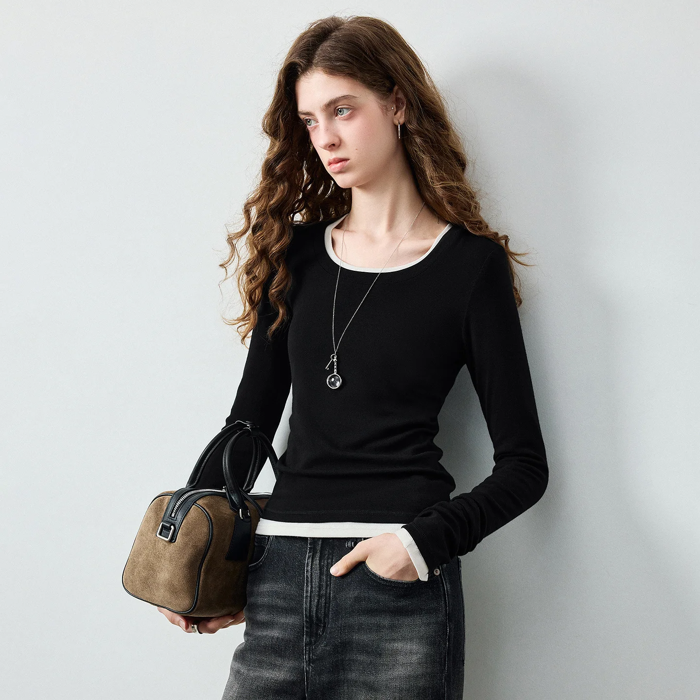 Camiseta de Mujer TOYOUTH con Cuello Redondo y Cintura Ajustada, Mezcla de Lana, Nueva Colección Otoño 2026, Suave como Mochi, Estilo Intelectual y Chic, Prenda Base para Combinar