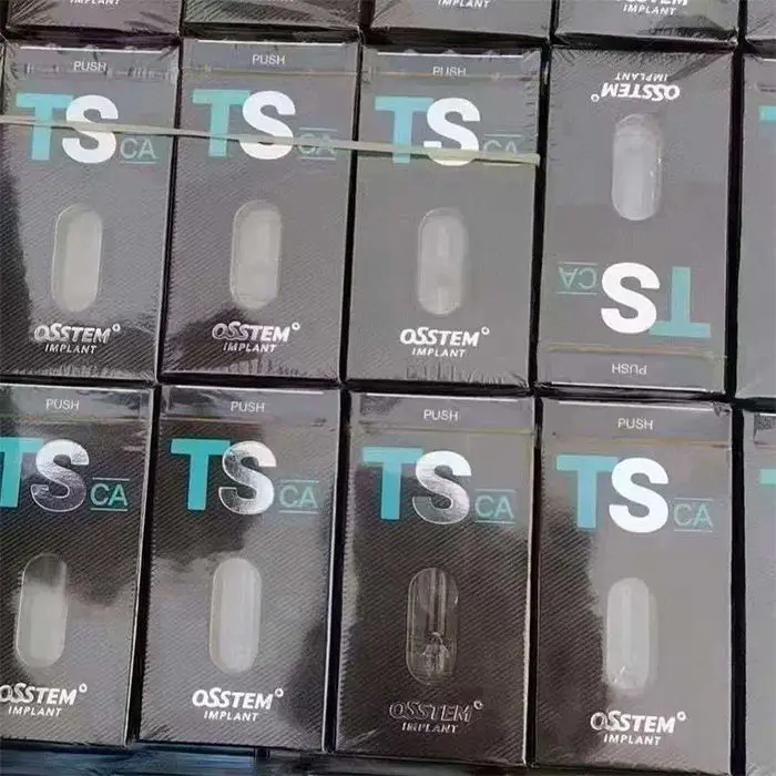Implante Hidrófilo Osstem TSⅢ CA, Superficie Activada por Calcio (CA) para una Rápida Regeneración Ósea, Instrumento Quirúrgico Dental